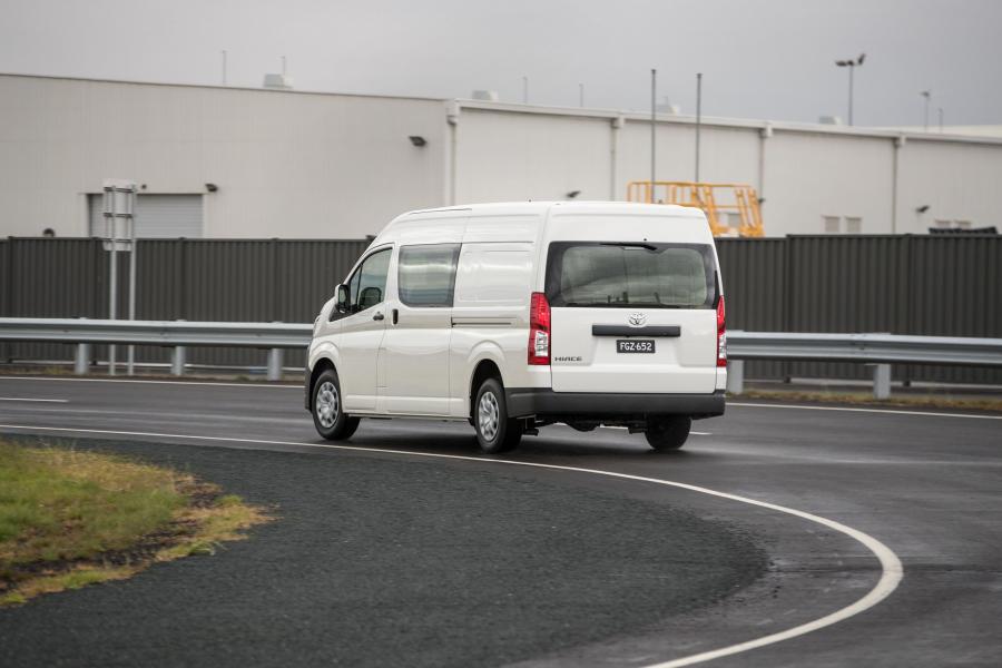  Toyota Hiace SLWB Van 2019 года  (AU) (фото 4 из 5)